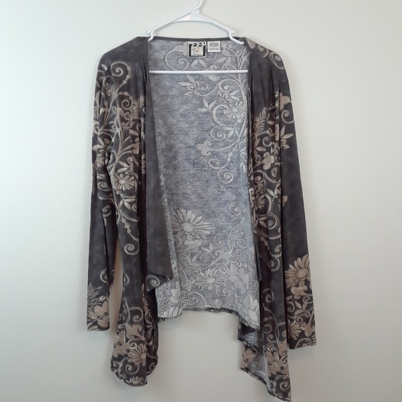 Take Two Jackets & Blazers - TAKE TWO L GRAY FLORAL OPEN FRONT KNIT JACKET